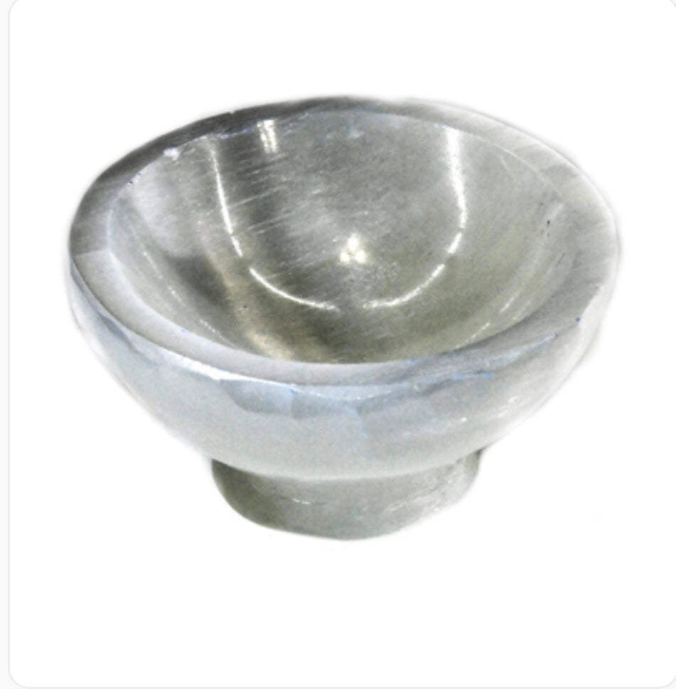 4" Selenite Stand Bowl