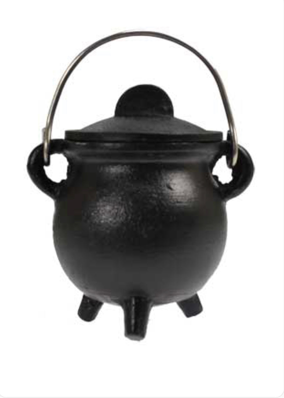 Plain Cast Iron Cauldron W/ Lid 3"